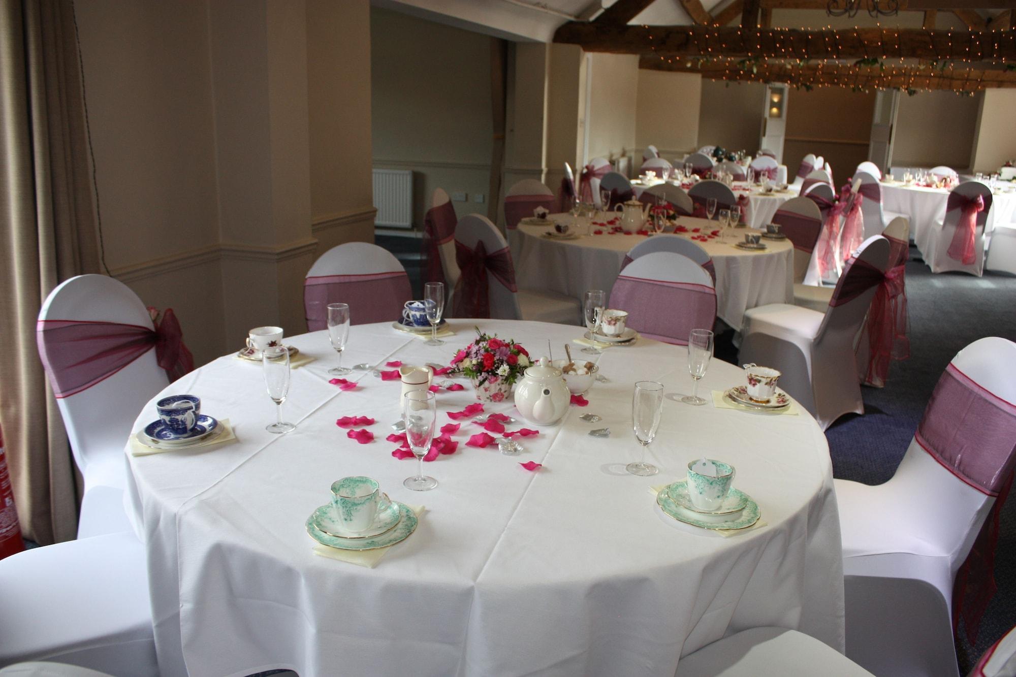 Kings Court Hotel Alcester Eksteriør bilde