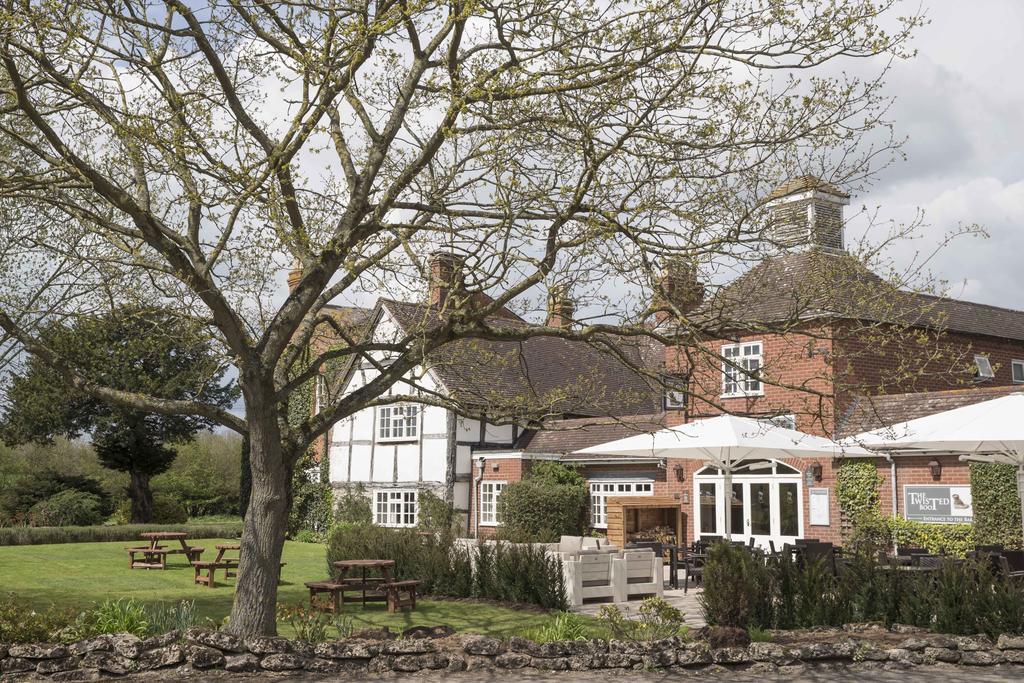 Kings Court Hotel Alcester Eksteriør bilde